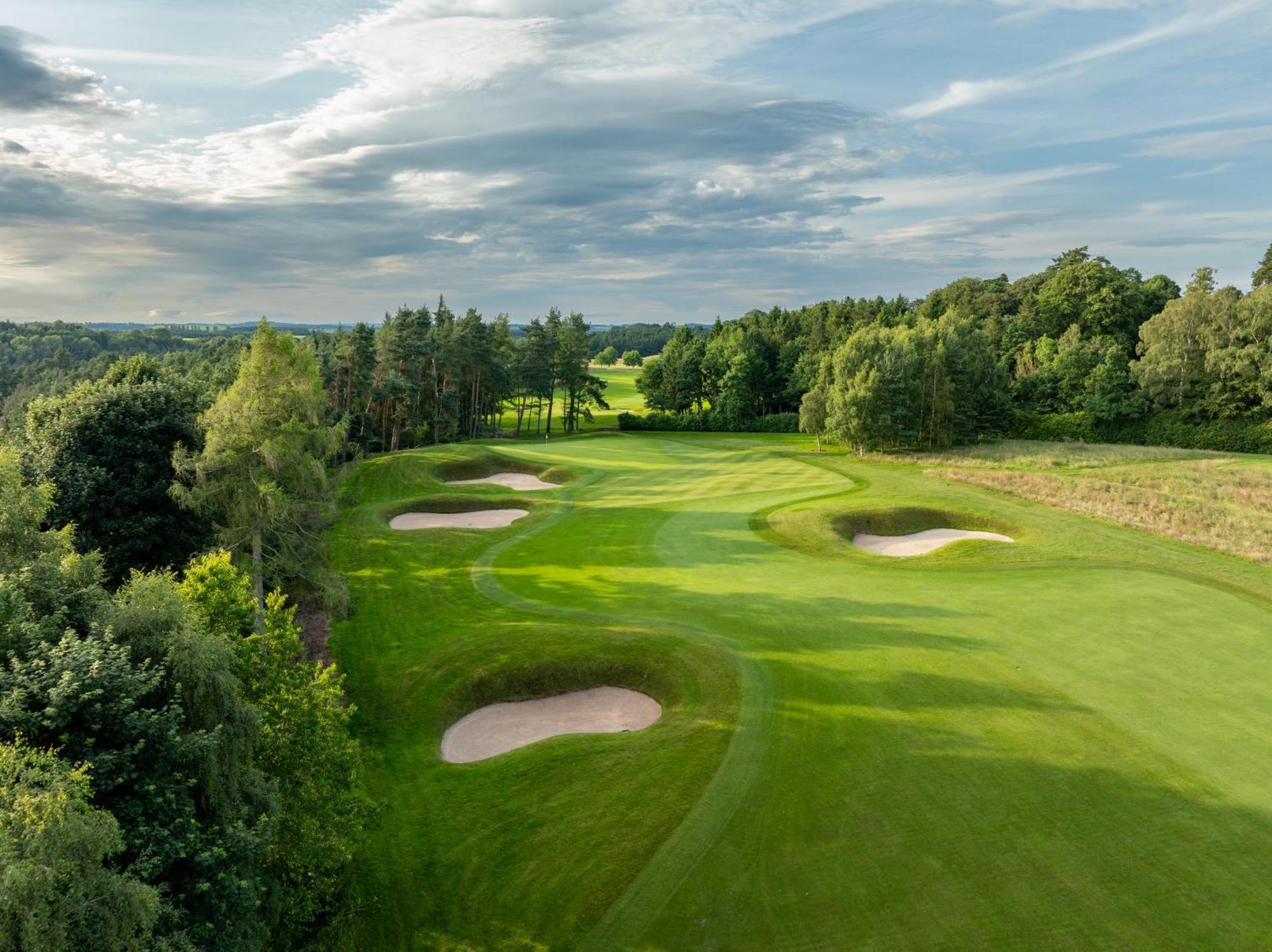 Schloss Roxburghe, Part Of Destination By Hyatt מראה חיצוני תמונה The 18th hole at The Belfry