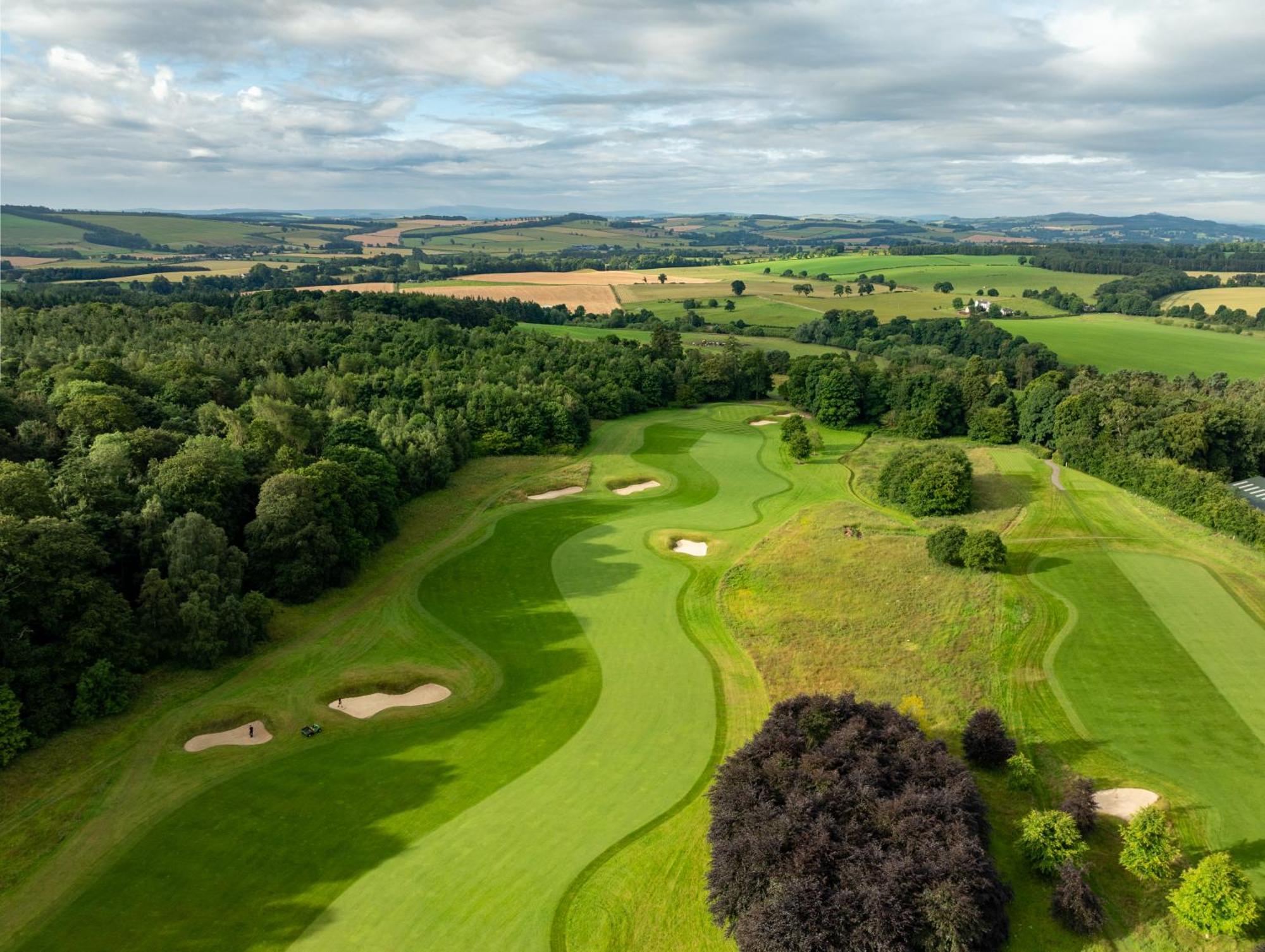 Schloss Roxburghe, Part Of Destination By Hyatt מראה חיצוני תמונה The 18th hole at the 2019 Women's Open